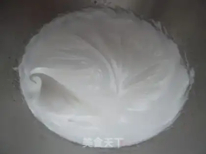 Make Baiser pie with lemon sauce step 12