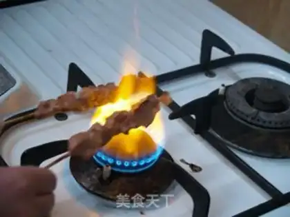 Make Cooking skills and onion skewers step 2