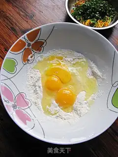Make Pumpkin flower egg pancakes step 4
