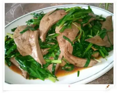 Make stir-fried pork liver with leeks step 6