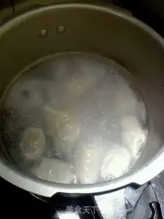 Make Gardenia dumplings step 9