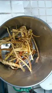 Make Wuzhimao peach soup step 0