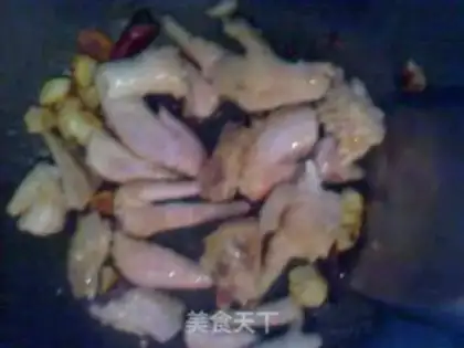 Make Roasted cucumber with chicken feet and wings step 3