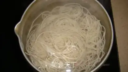 Make Cold noodles with all ingredients step 2