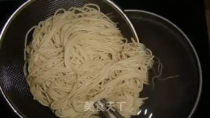 Make Cold noodles with all ingredients step 3