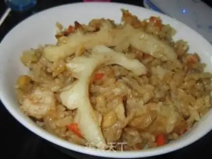 Make Curry seafood fried rice step 11