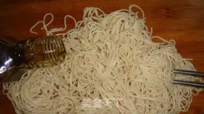 Make Cold noodles with all ingredients step 4