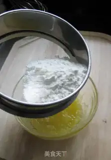 Make Purple moss egg roll step 4
