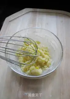 Make Purple moss egg roll step 5