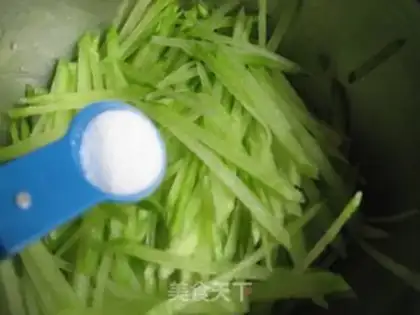 Make Cold radish step 2