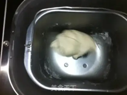 Make red bean bread step 3