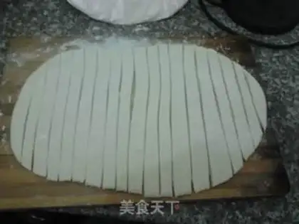 Make Egg pulling noodles step 9
