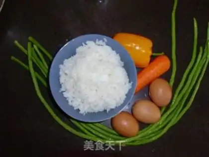 Make golden fried rice step 0