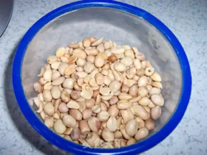 Make Peanut crispy balls step 0