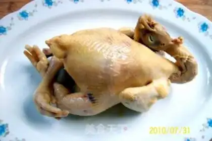 Make White cut chicken with onion and ginger step 8