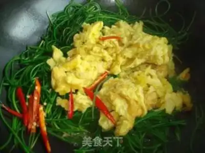 Make Scrambled eggs with shallot step 7