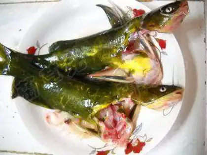 Make Yellow catfish in water-bean step 0