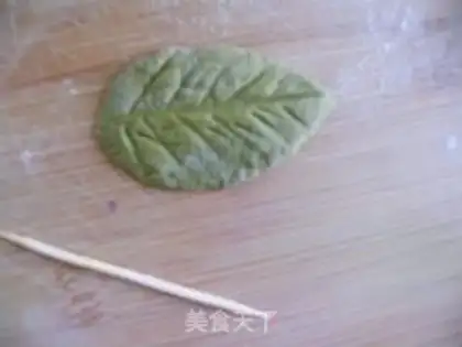 Make Yellow rose steamed buns step 12