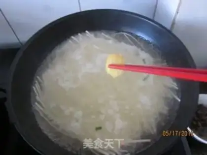 Make Noodles with abalone sauce and onion flavor step 6