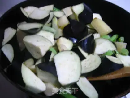 Make Stewed potatoes with eggplant step 4