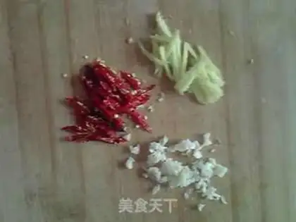 Make hot and sour potato silk step 2