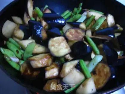 Make Stewed potatoes with eggplant step 5