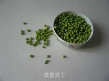 Make Pork and peas pot rice step 2