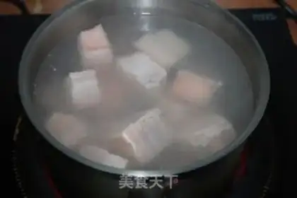 Make braised pork step 1