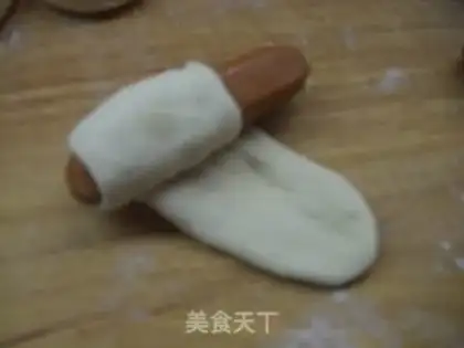 Make Sesame sausage bun step 5