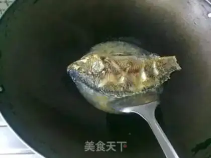 Make Braised Fushou Fish step 4