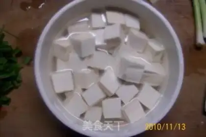 Make Braised tofu with fresh shrimp and garlic step 6