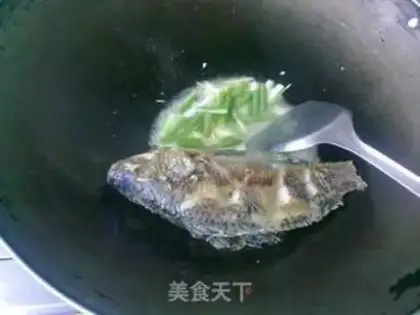 Make Braised Fushou Fish step 7