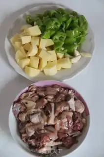 Make Roast chicken with potato step 1
