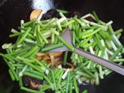 Make Garlic moss fungus step 3