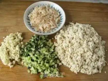 Make Chicken sliced tofu step 1