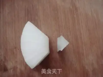 Make Crispy radish fan step 1