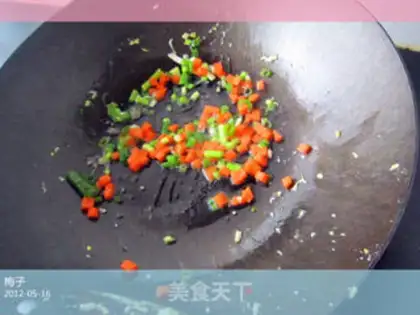 Make Colorful egg fried rice step 5