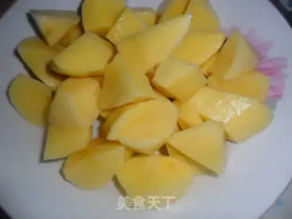 Make braised pork and potato step 0