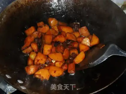 Make braised pork and potato step 8