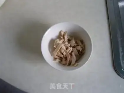 Make Three shredded salad step 4