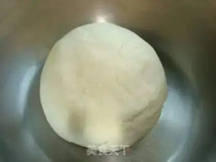 Make Thin skinned steamed buns step 2