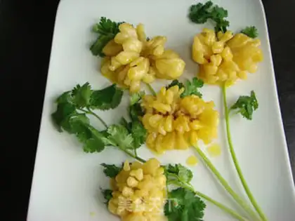 Make Orange two-color chrysanthemum fish step 16