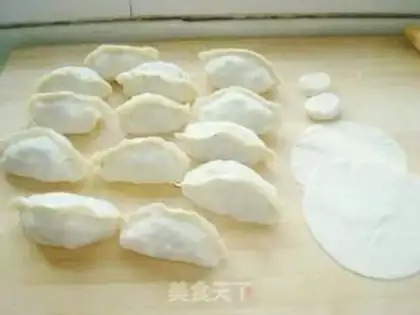 Make Thin skinned steamed buns step 4