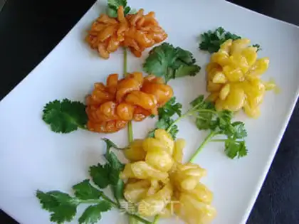 Make Orange two-color chrysanthemum fish step 19