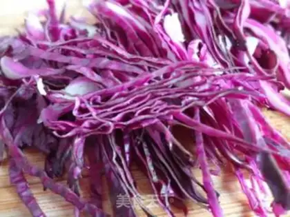 Make two-colored cabbage step 2