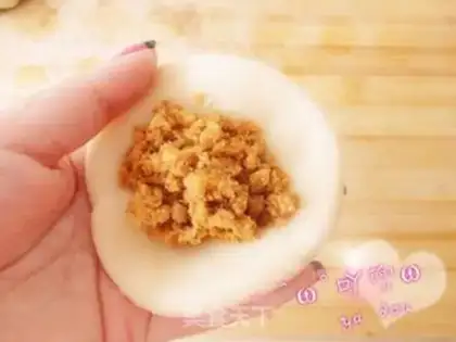 Make Pork floss shortcake step 8
