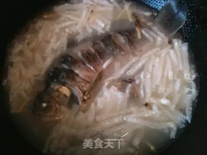 Make Carp shredded radish soup step 6
