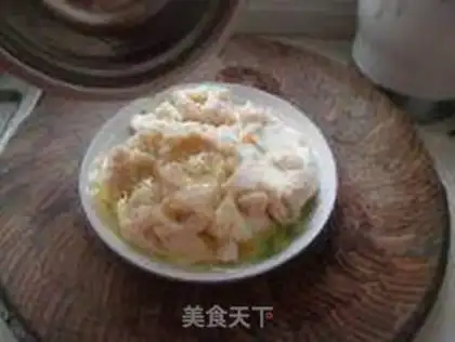 Make stir-fried bean dregs with shallot step 1