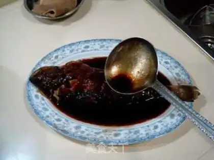 Make roasted yellow fish with vinegar step 15