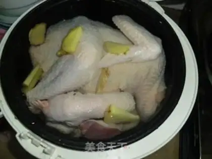 Make white-cut chicken step 1